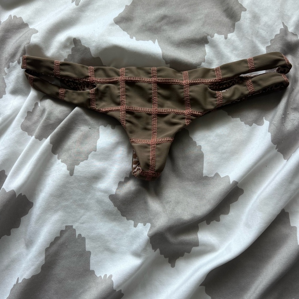 Acacia bottoms size xs/p
